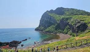 Jeju Premium Karaoke for Tourists: English Songs & Island Luxury